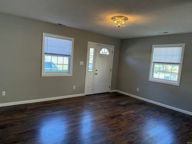 $224,000 | 3368 South Oaklawn Circle, Bloomington, IN 47401