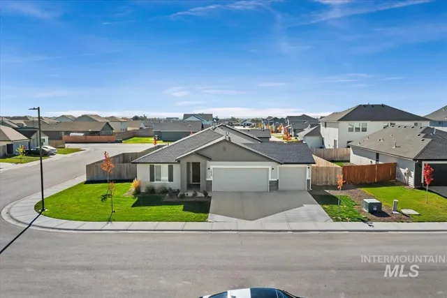 $399,000 | 1025 Southwest Sparrow Pl Mountain, Mountain Home, ID 83647