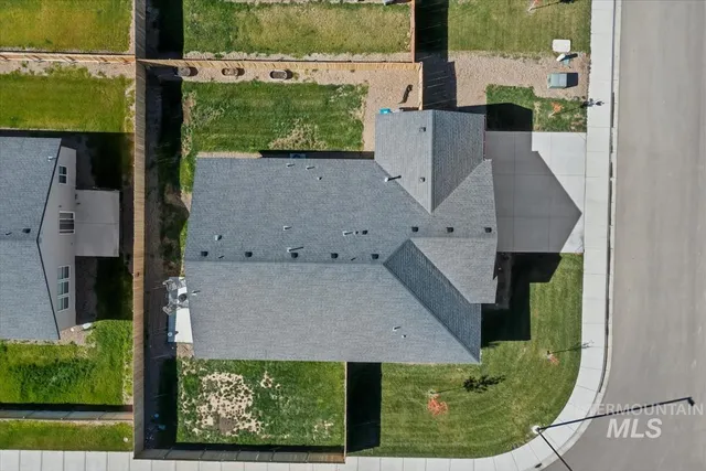 $399,000 | 1025 Southwest Sparrow Pl Mountain, Mountain Home, ID 83647