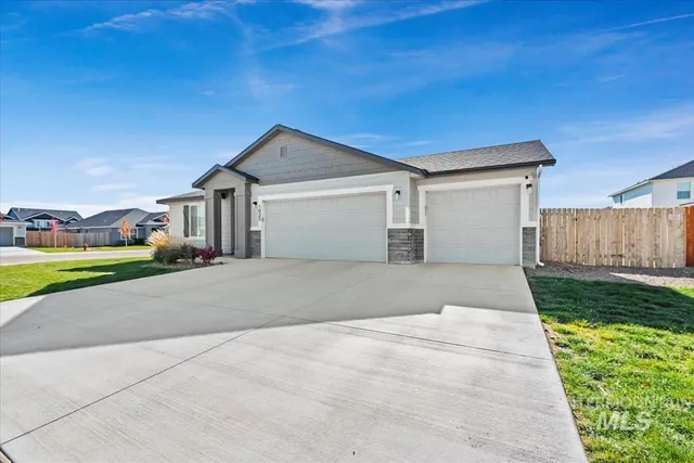 $399,000 | 1025 Southwest Sparrow Pl Mountain, Mountain Home, ID 83647