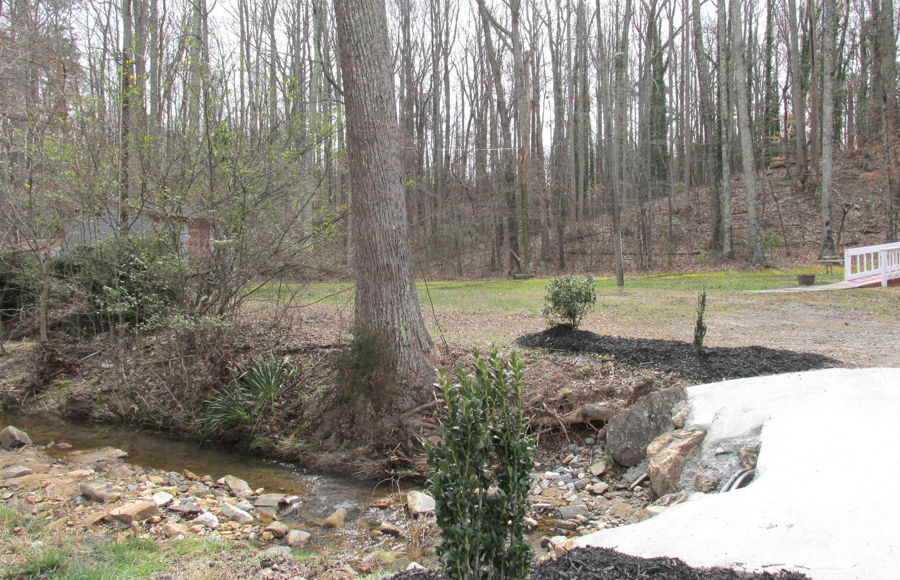 240 Love Springs Road Cowpens, SC 29330 - Photo 8 of 30