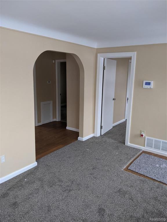 6750 Studebaker Avenue Warren, MI 48091 - Photo 4 of 19