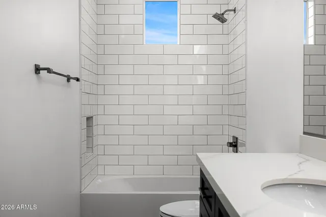 $2,850,000 | 5534 East Alan Lane, Paradise Valley, AZ 85253