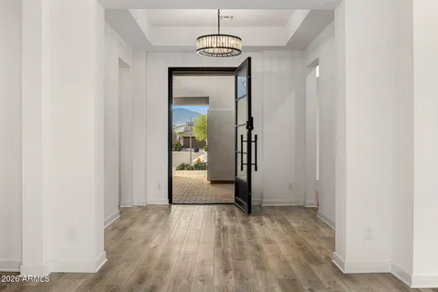 $2,675,000 | 5534 East Alan Lane, Paradise Valley, AZ 85253