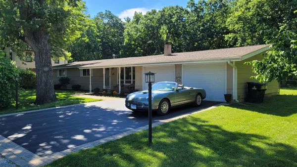 $250,000 | 2127 Salem Avenue, Johnsburg, IL 60051