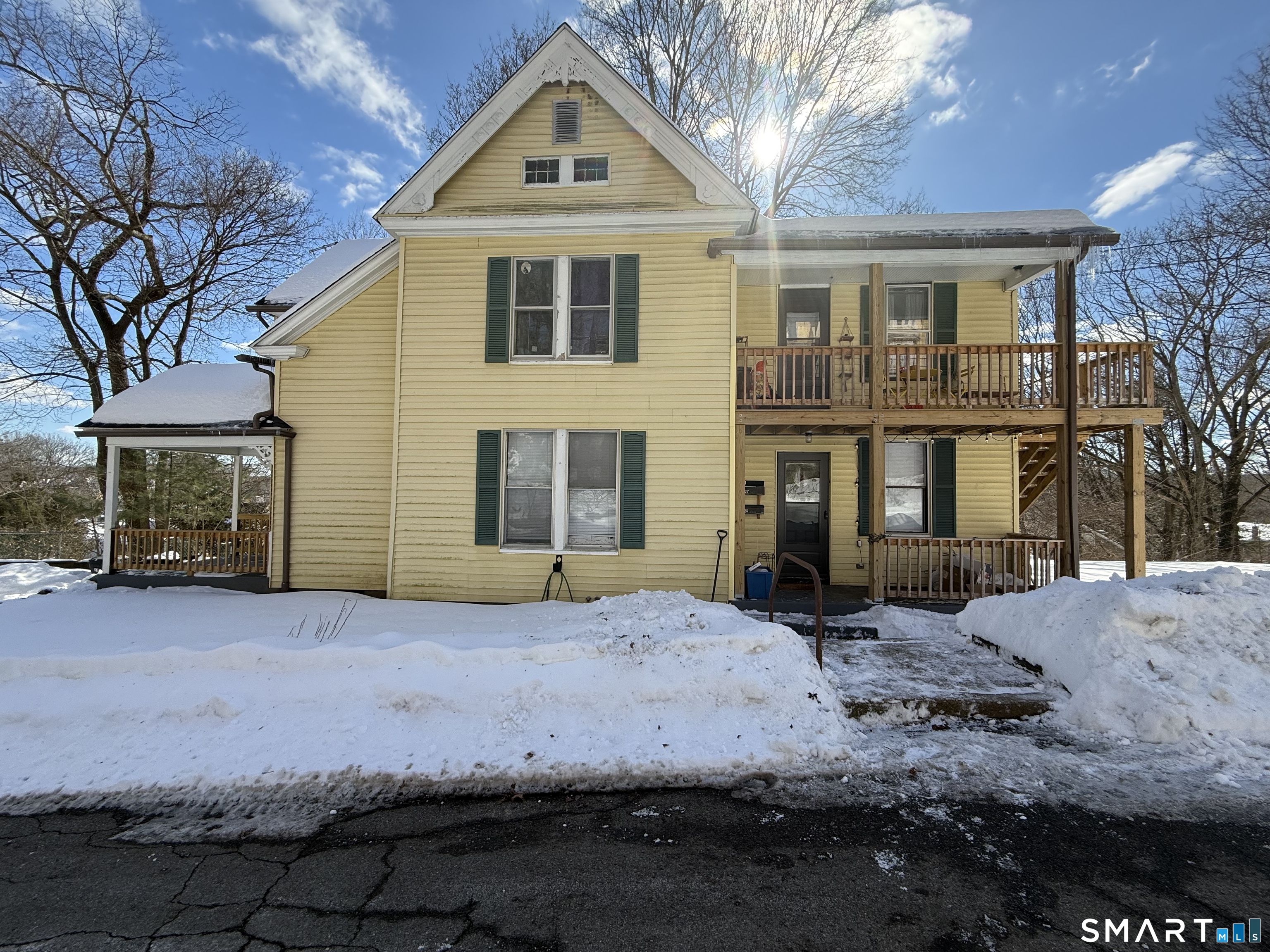 29 Bellevue Street Putnam, CT 06260 - Photo 4 of 24