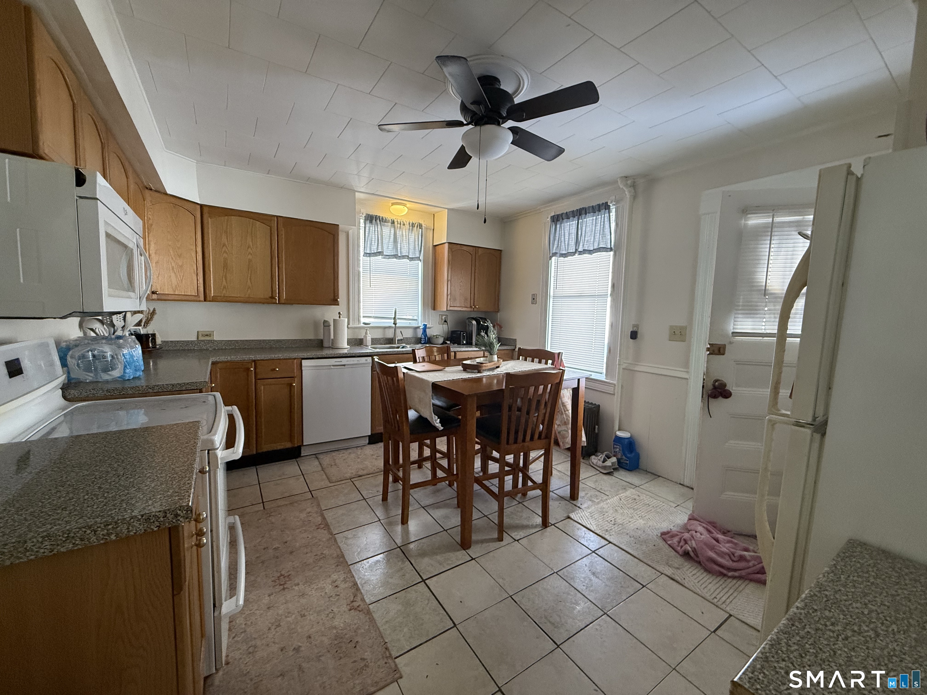 29 Bellevue Street Putnam, CT 06260 - Photo 7 of 24