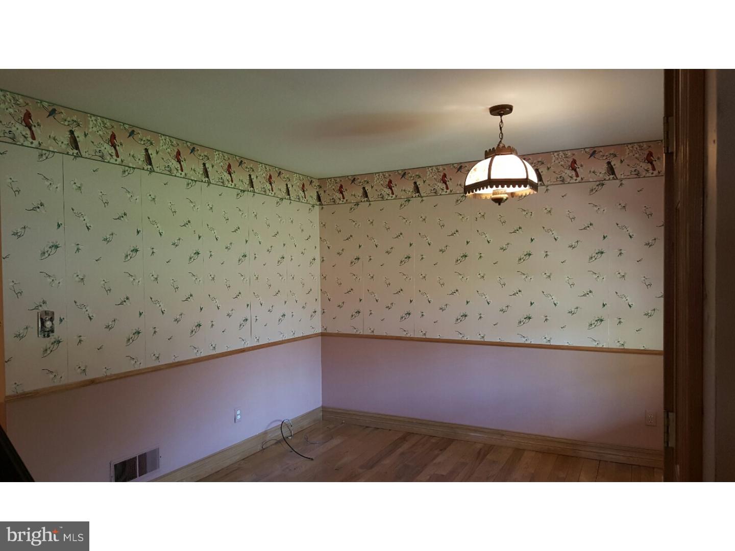 8 Federal City Road Ewing, NJ 08638 - Photo 10 of 25 Dining Room