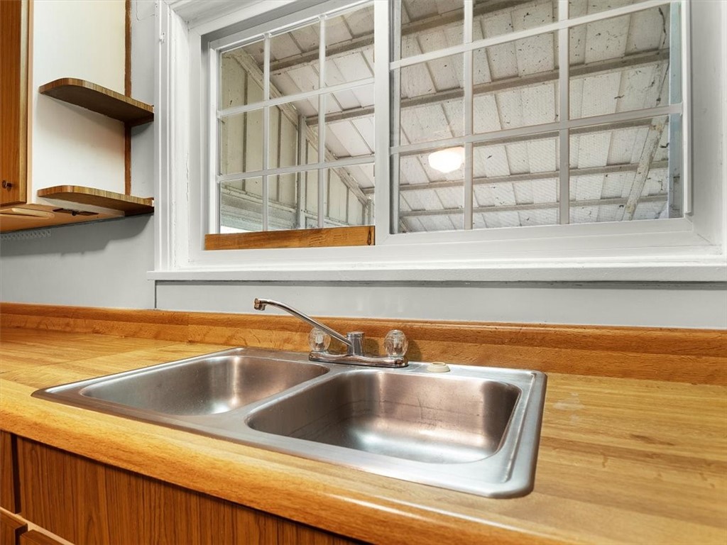 1950 Norton Street Rochester, NY 14609 - Photo 21 of 41 Gallery Image 21