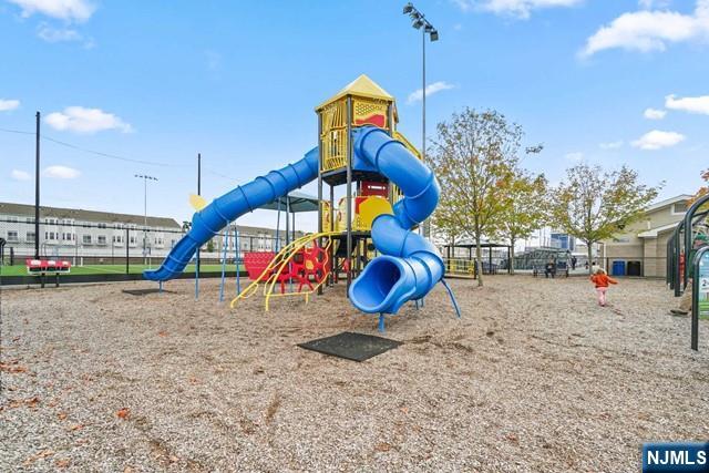 32 Truman Drive Wood-Ridge, NJ 07075 - Photo 47 of 49 a view of outdoor space