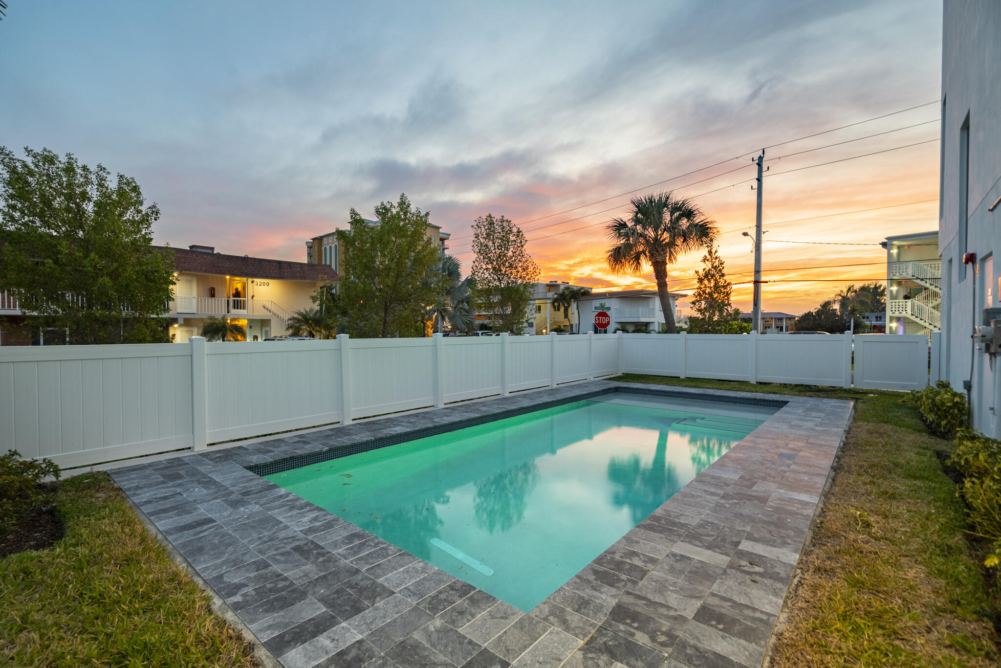 1006 North Riverside Drive Pompano Beach, FL 33062 - Photo 23 of 28 _DSC8741-HDR (1)