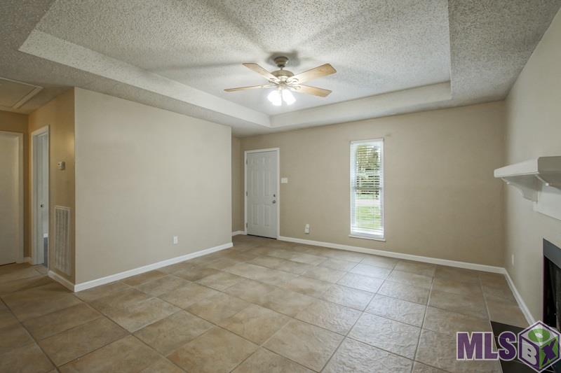 44044 Lake Village Road Prairieville, LA 70769 - Photo 6 of 21