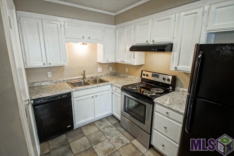 44044 Lake Village Road Prairieville, LA 70769 - Photo 9 of 21