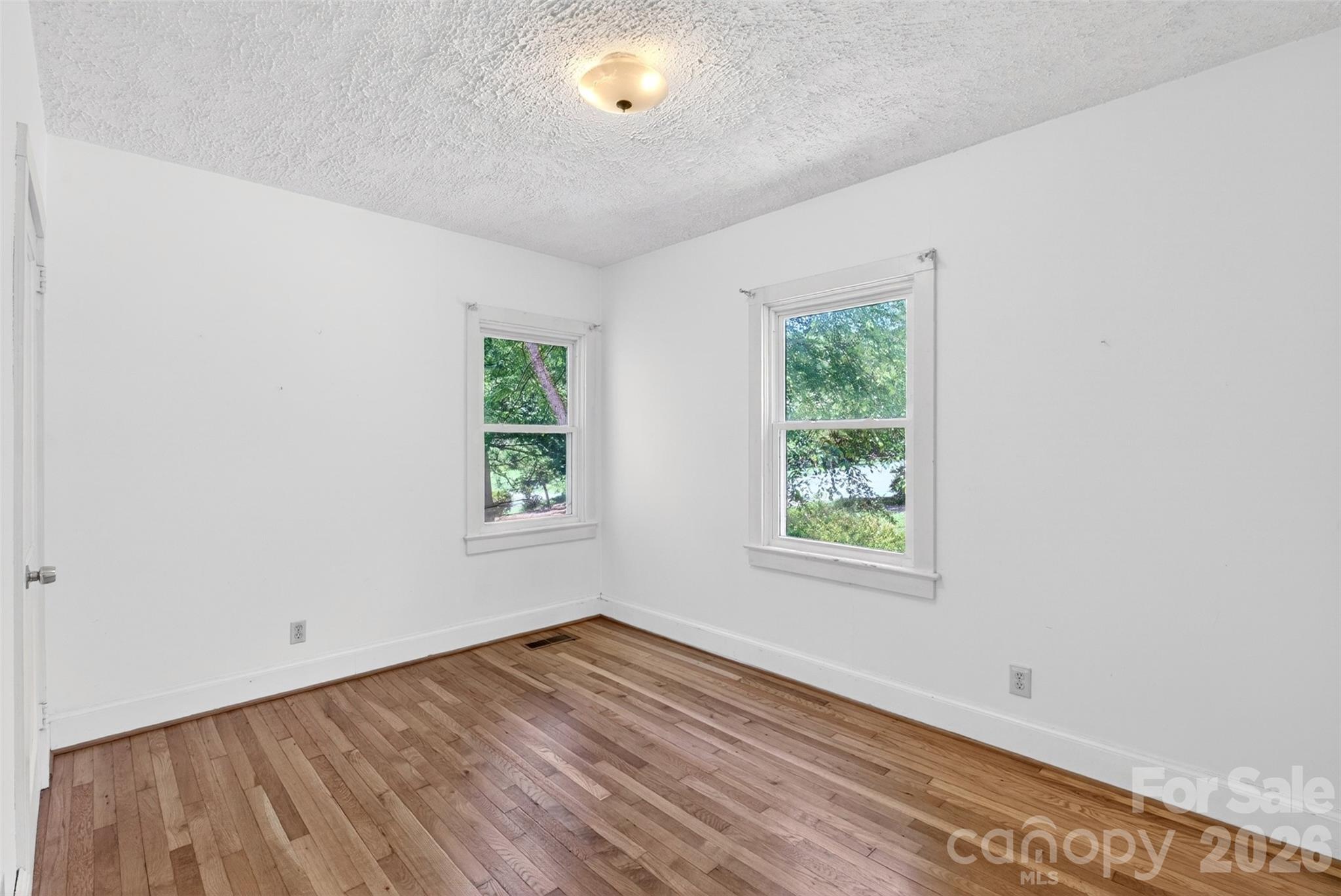 64 2nd Street Tryon, NC 28782 - Photo 12 of 33