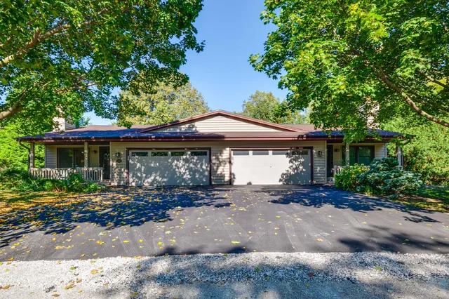 $274,000 | 3810 Wyoming Way, Unit 2, Caledonia, WI 53404