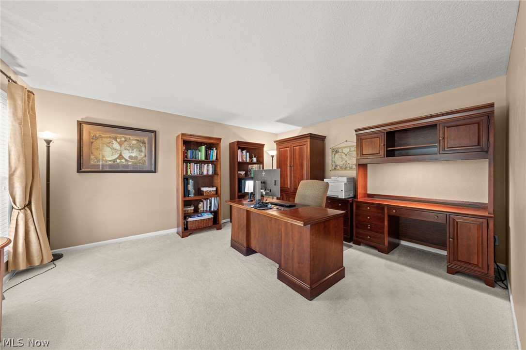 4549 Ridge Crest Drive Akron, OH 44321 - Photo 6 of 50