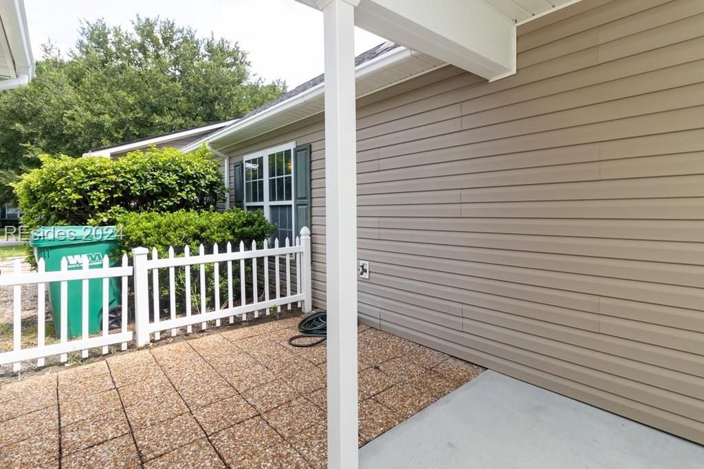 74 Bridgewater Drive Bluffton, SC 29910 - Photo 56 of 62 Imported from resides