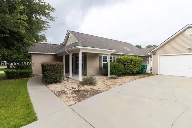 $399,000 | 74 Bridgewater Drive, Bluffton, SC 29910