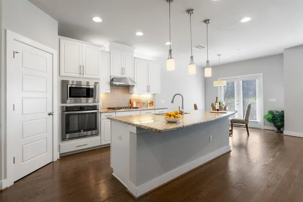 $455,000 | 207 Bridgeford Drive, Unit 16, Austin, TX 78745