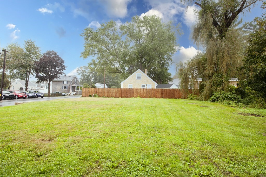 755 State Road Westport, MA 02790 - Photo 5 of 29 Gallery Image 5