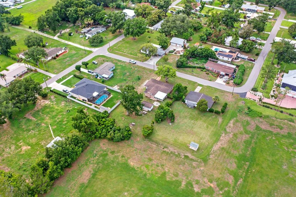 231 Morningside Loop Valrico, FL 33594 - Photo 4 of 26