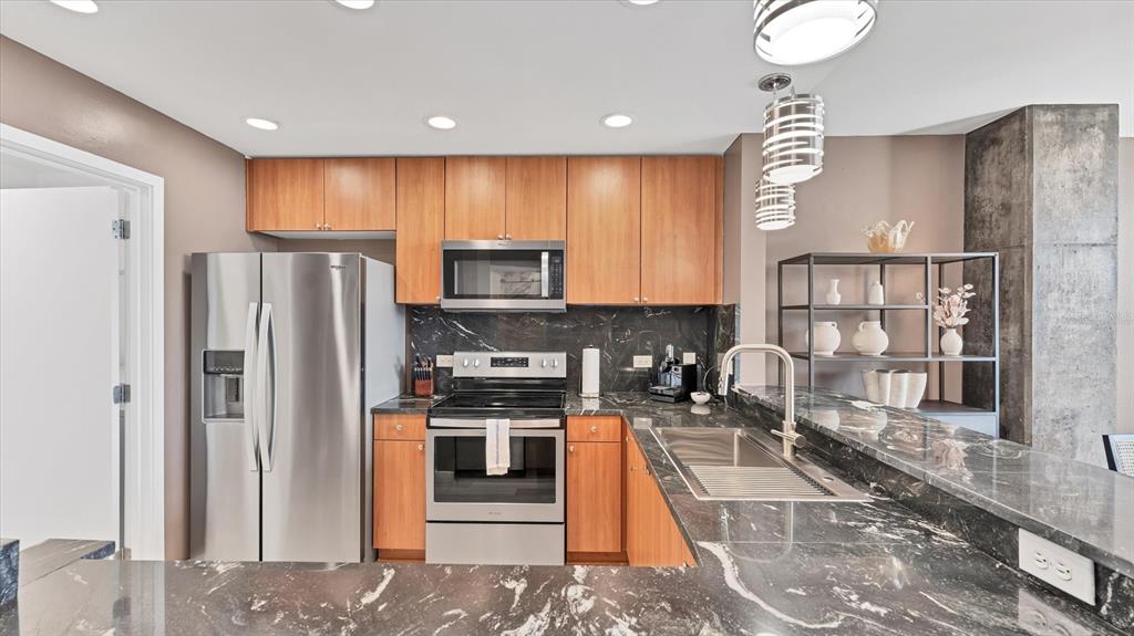 525 East Jackson Street, Unit 506 Orlando, FL 32801 - Photo 17 of 52