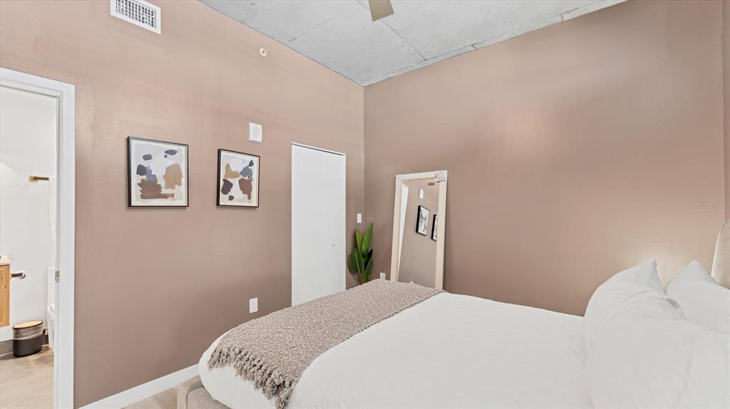 525 East Jackson Street, Unit 506 Orlando, FL 32801 - Photo 29 of 52