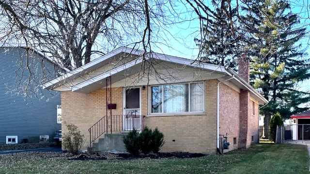 $269,900 | 14540 Kolin Avenue, Midlothian, IL 60445