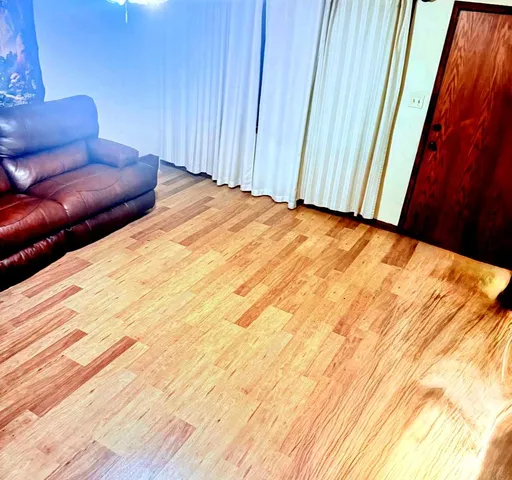 $269,900 | 14540 Kolin Avenue, Midlothian, IL 60445