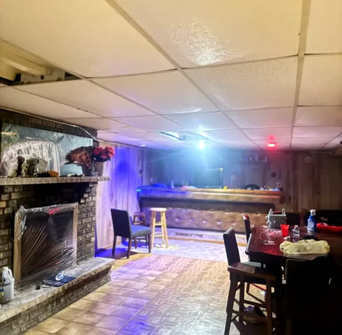 $269,900 | 14540 Kolin Avenue, Midlothian, IL 60445