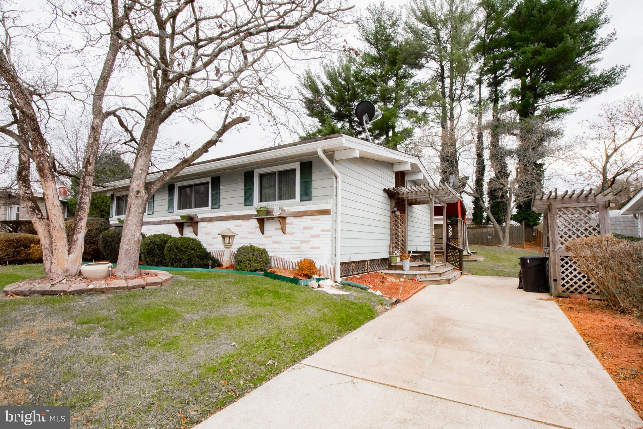 4711 Duncannon Road Baltimore, MD 21208 - Photo 2 of 31