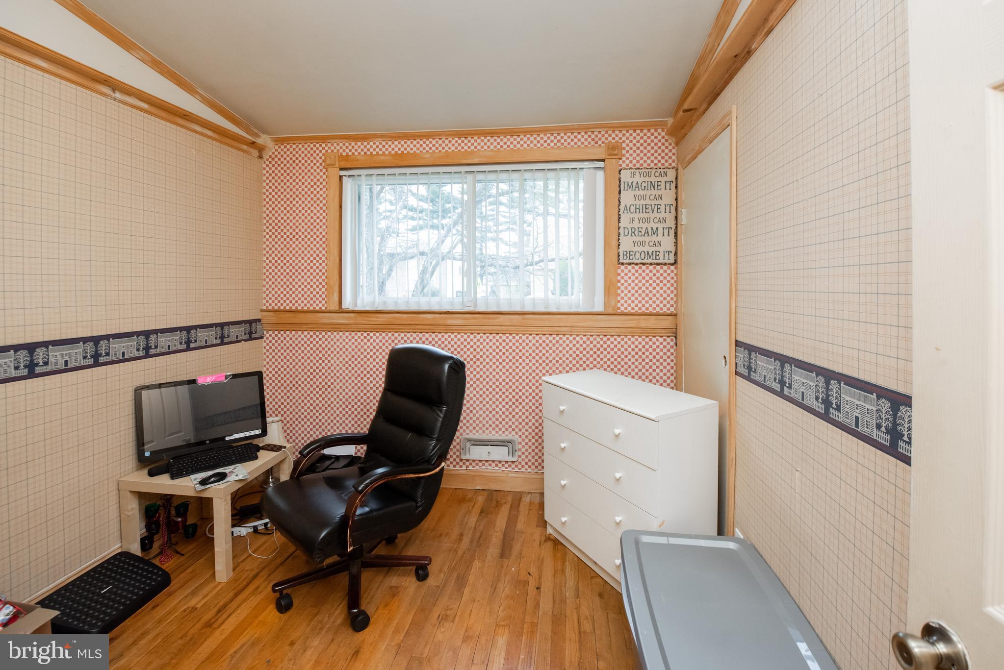 4711 Duncannon Road Baltimore, MD 21208 - Photo 20 of 31