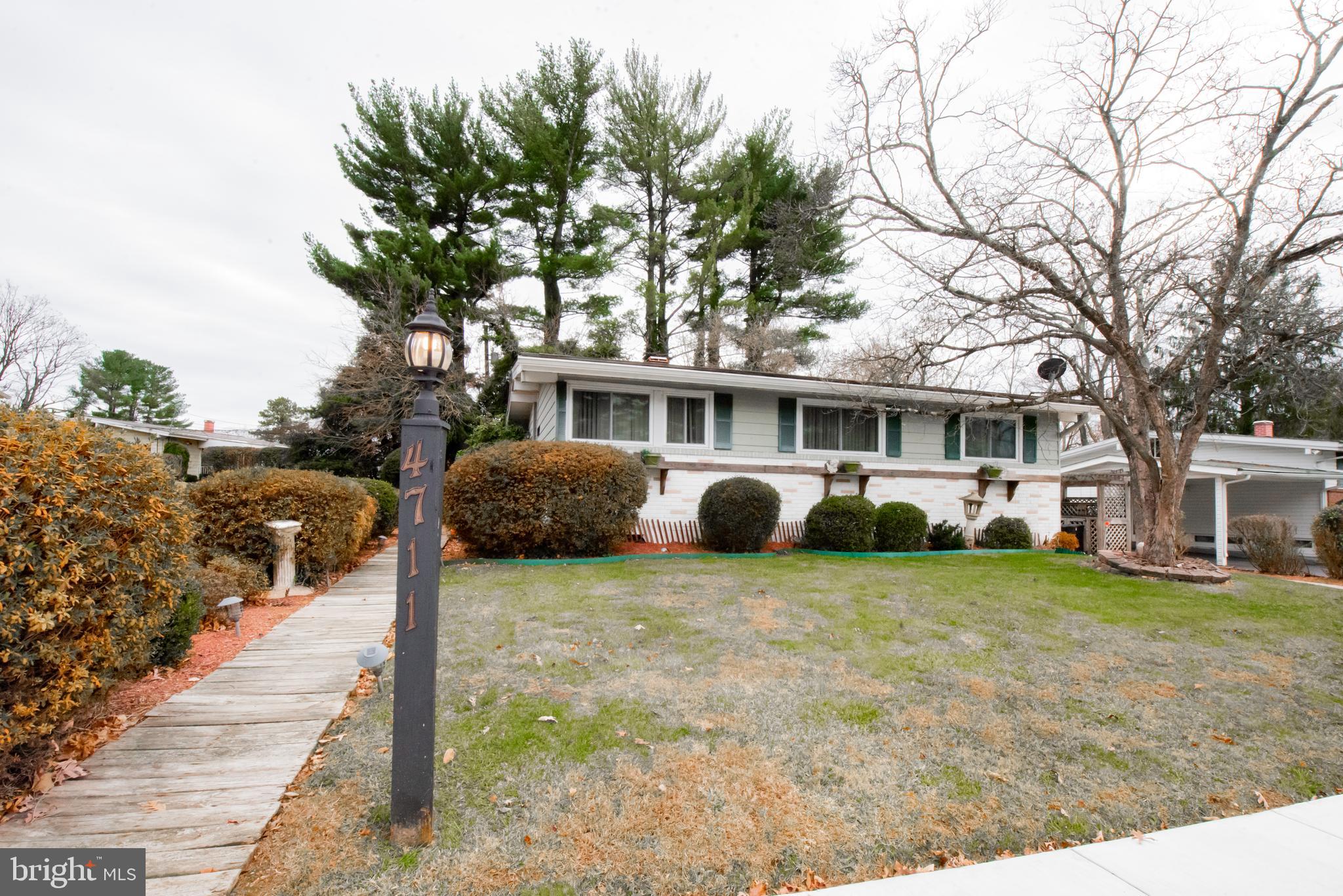 4711 Duncannon Road Baltimore, MD 21208 - Photo 3 of 31