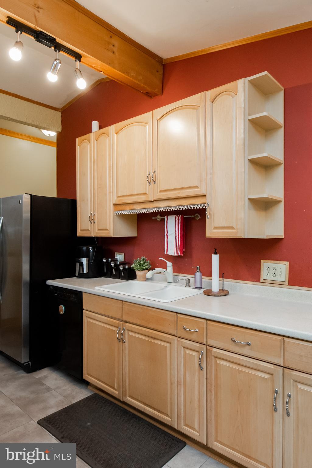 4711 Duncannon Road Baltimore, MD 21208 - Photo 9 of 31