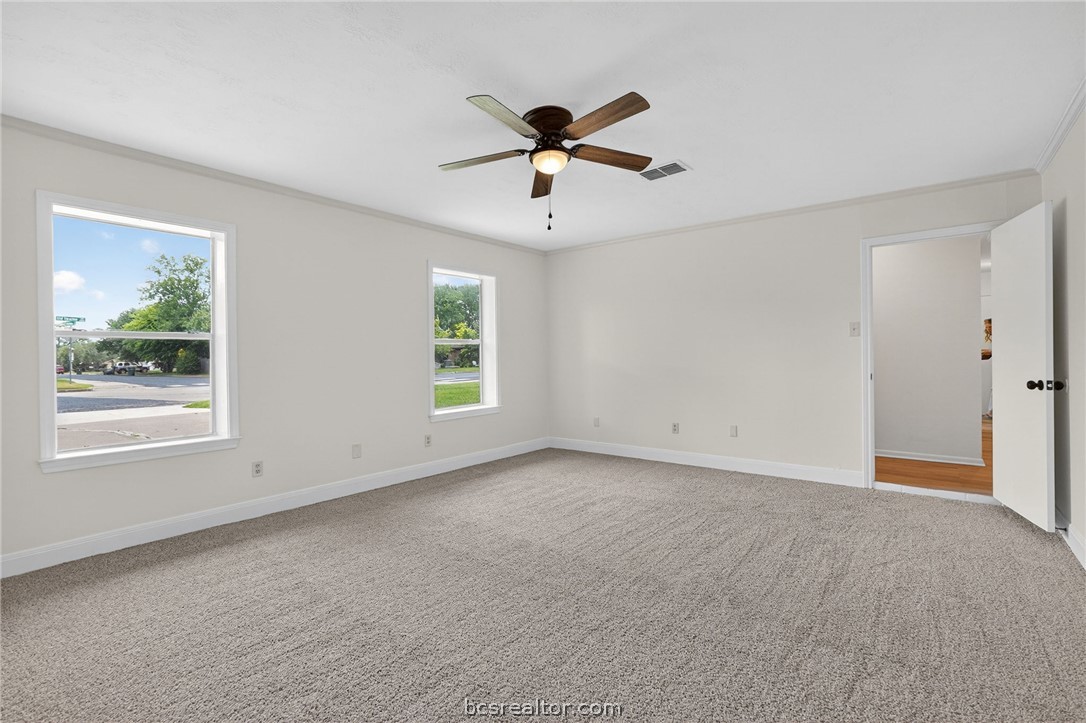 4502 Old Hearne Road Bryan, TX 77803 - Photo 13 of 40