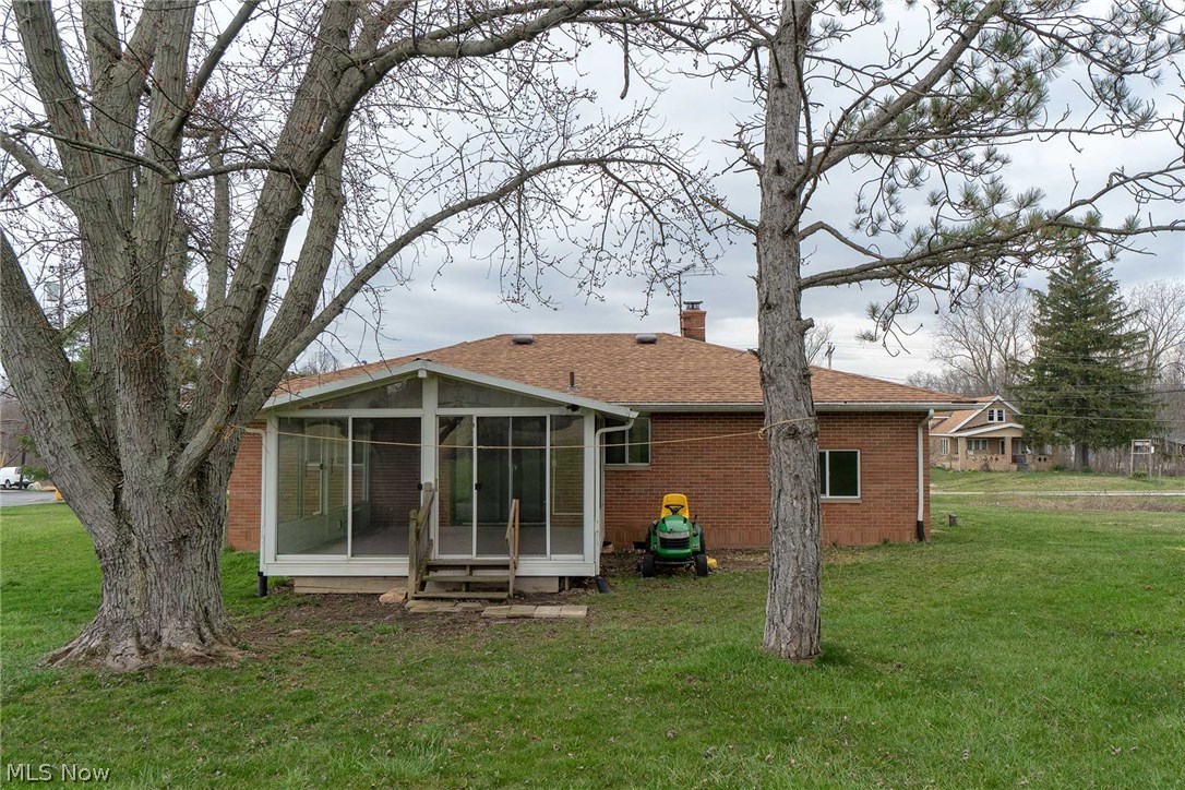 2805 Pearl Road Medina, OH 44256 - Photo 16 of 17 Gallery Image 16