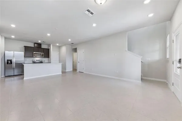 $2,500 | 6340 Tabebuia Parkway, Winter Garden, FL 34787