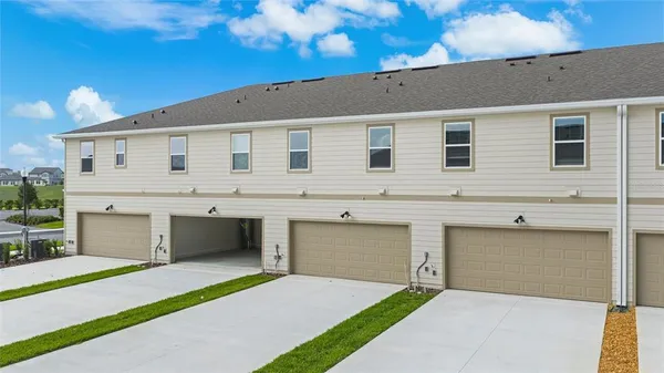 $2,500 | 6340 Tabebuia Parkway, Winter Garden, FL 34787