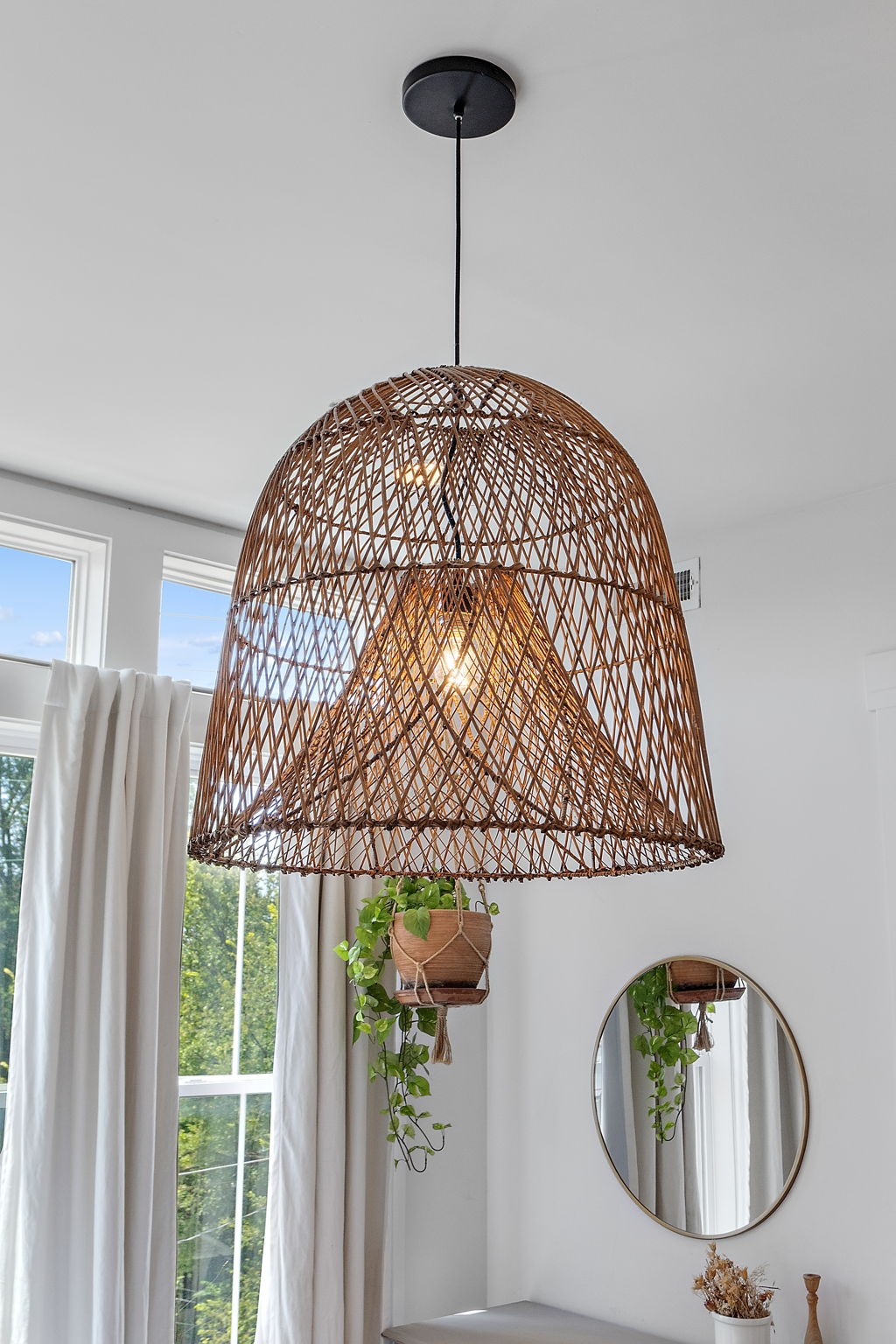 1027 East Trinity Lane, Unit 5 Nashville, TN 37216 - Photo 27 of 34 a very nice looking room with a large window chandelier and a table