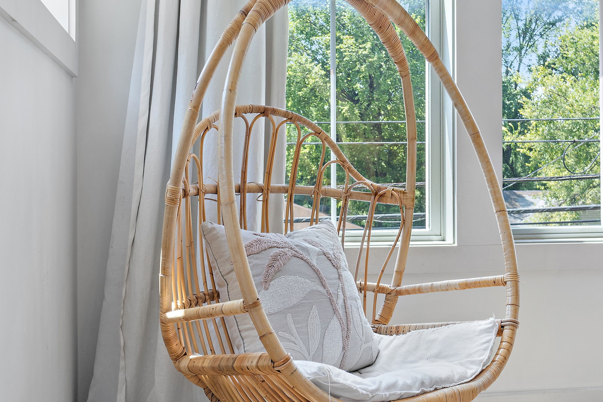 1027 East Trinity Lane, Unit 5 Nashville, TN 37216 - Photo 7 of 34 a view of balcony with furniture