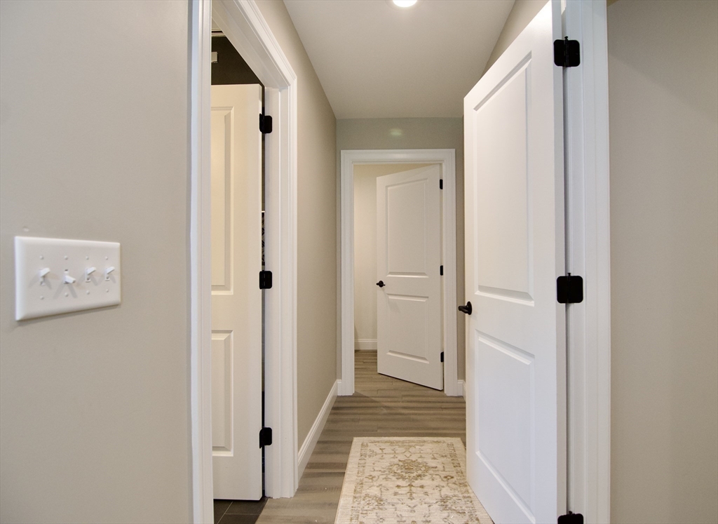 103 Oak Hollow Road Springfield, MA 01128 - Photo 26 of 42