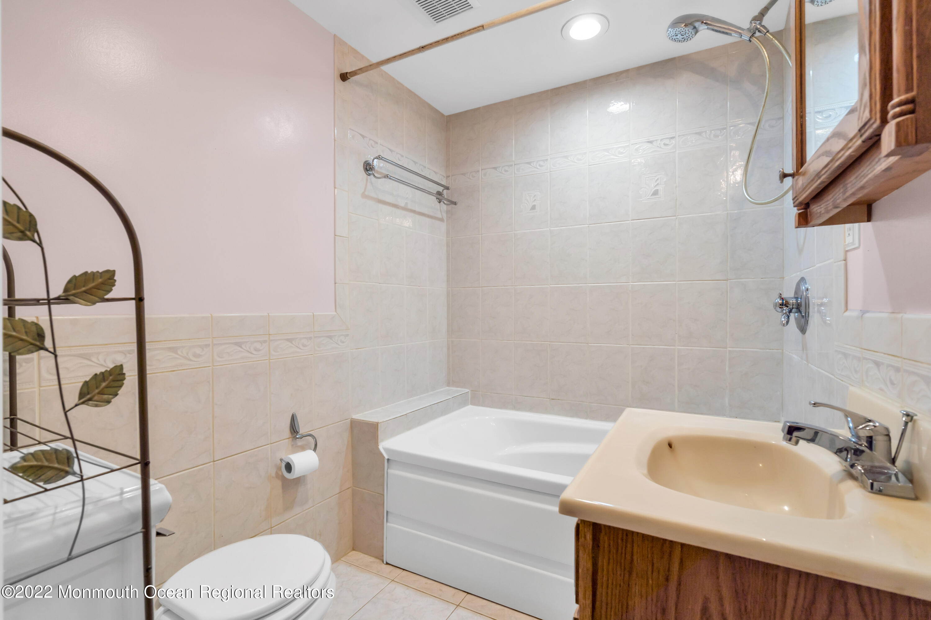 59 Richter Road Tabernacle, NJ 08088 - Photo 31 of 44 First Floor Full Bath