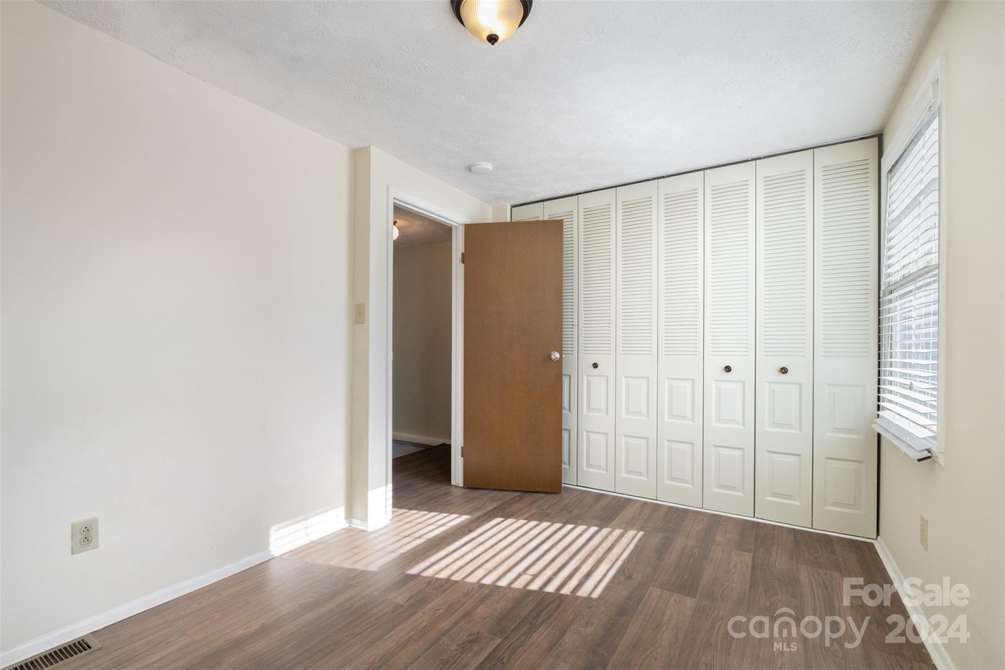 9432 Lexington Circle, Unit E Charlotte, NC 28213 - Photo 10 of 24