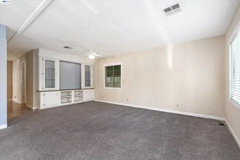 $198,000 | 3263 Vineyard Avenue, Unit 62, Pleasanton, CA 94566