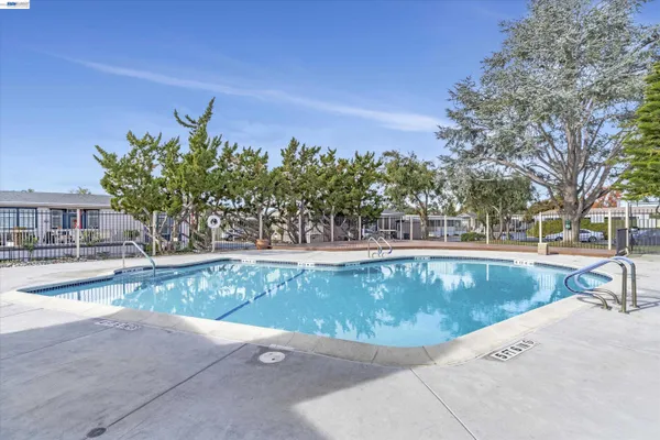 $198,000 | 3263 Vineyard Avenue, Unit 62, Pleasanton, CA 94566