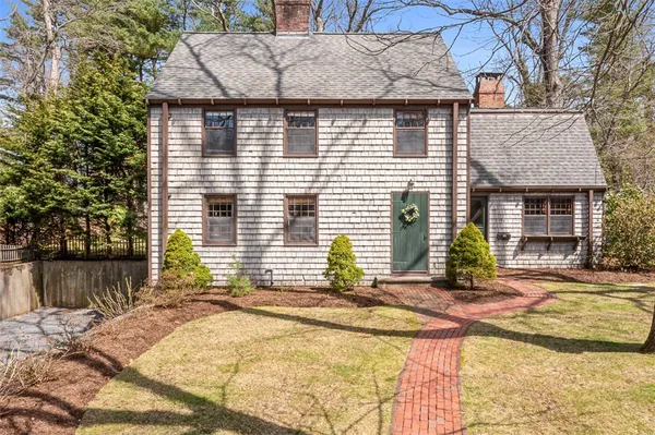 $849,900 | 9 Knapton Street, Barrington, RI 02806