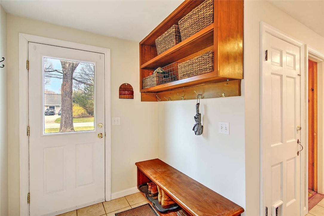 9 Knapton Street Barrington, RI 02806 - Photo 20 of 50
