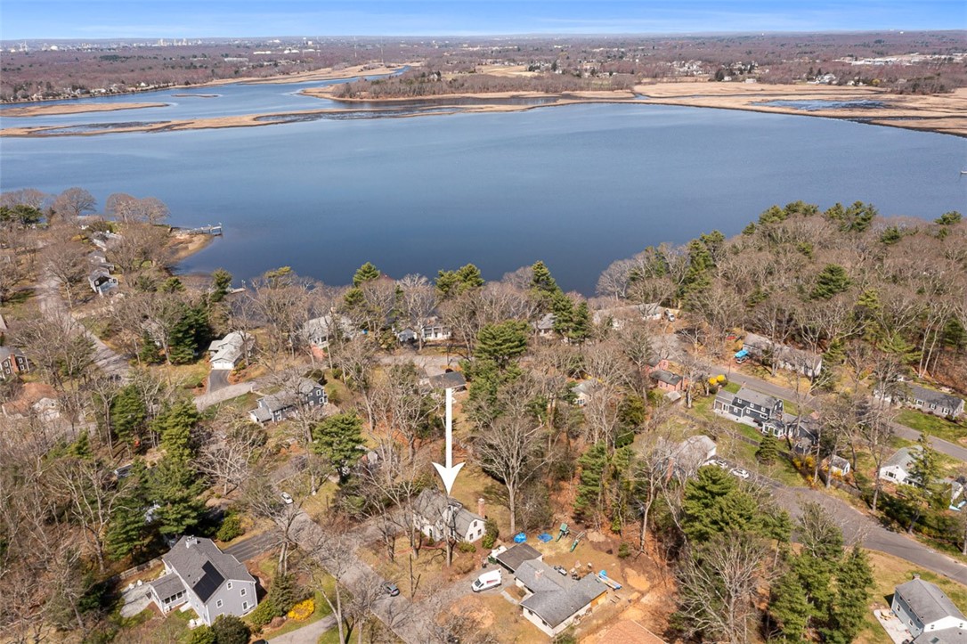 9 Knapton Street Barrington, RI 02806 - Photo 2 of 50