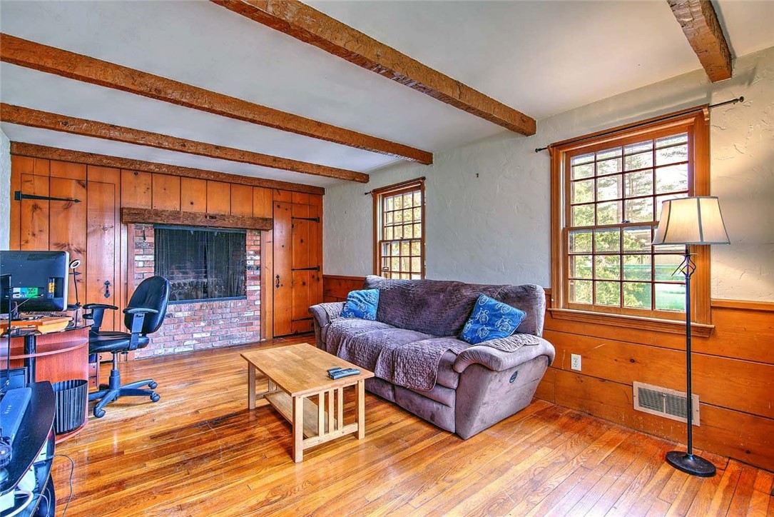 9 Knapton Street Barrington, RI 02806 - Photo 23 of 50
