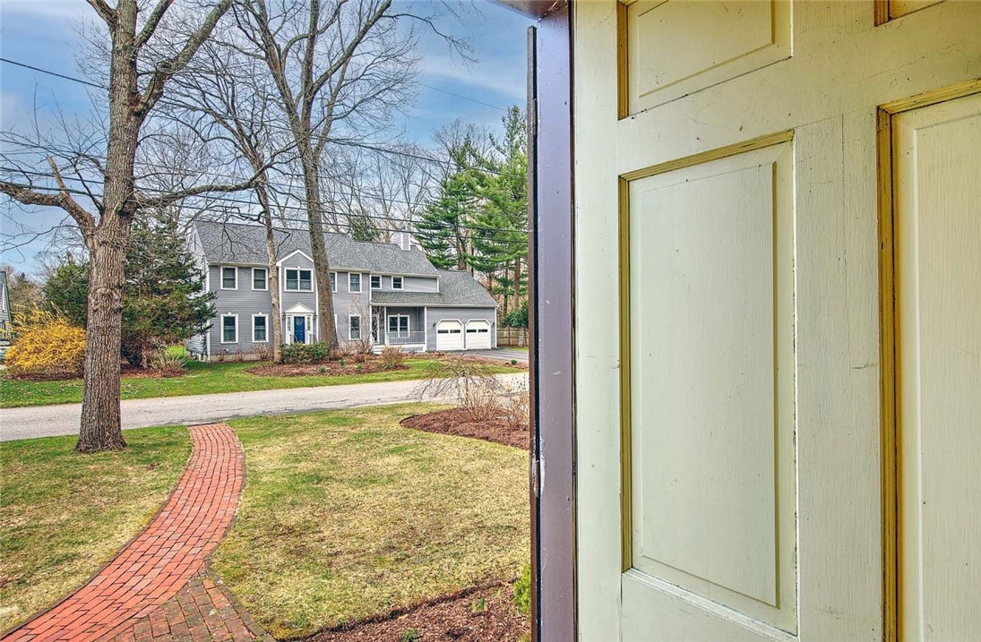 9 Knapton Street Barrington, RI 02806 - Photo 45 of 50